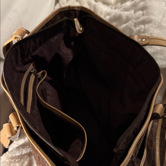 Anne Klein Diaper/Tote Bag - Picture 9 of 16